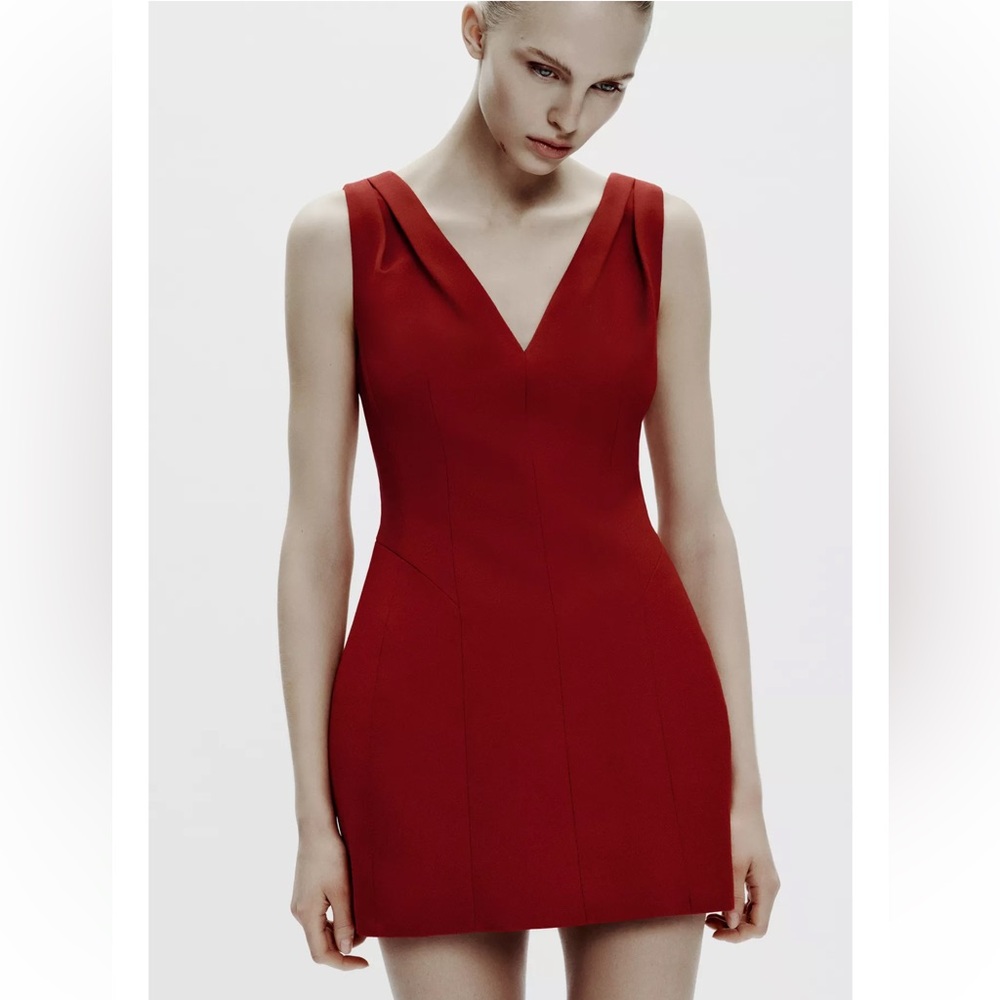 Red hourglass mini dress size small